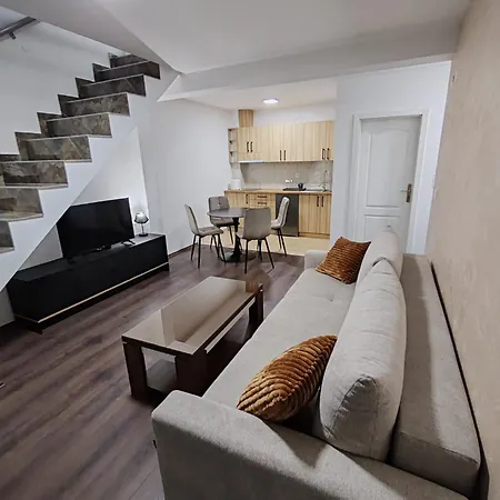 Jelena Apartment *