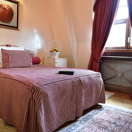 Gostinjska kuća Jelena *